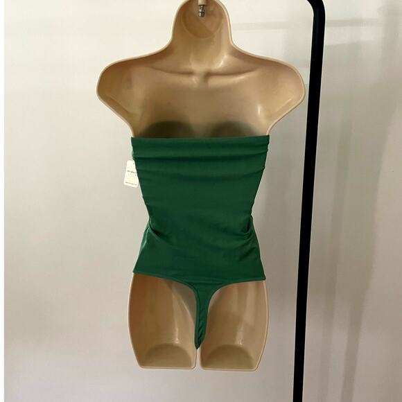 INTIMATELY FREE PEOPLE, SIZE M, GREEN, BODYSUIT SHAPER - Picture 2 of 5